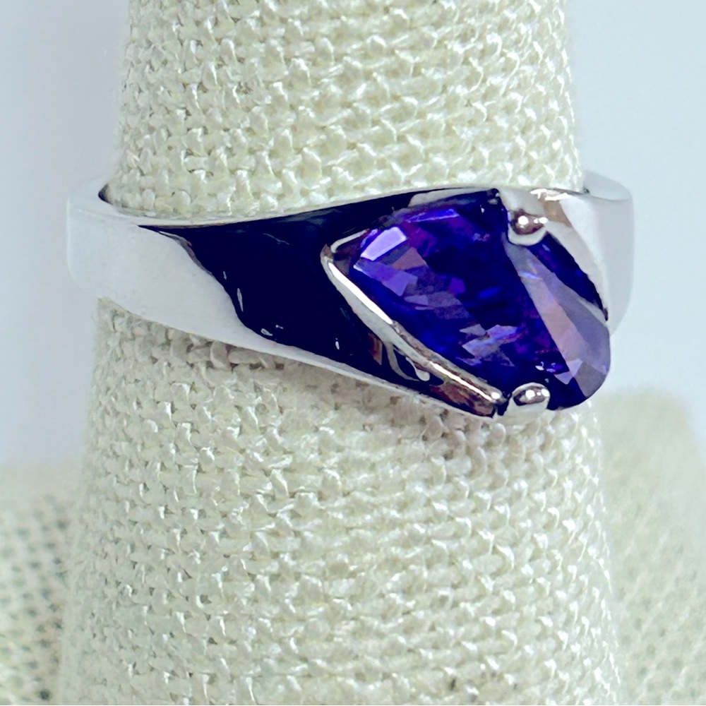 Stunning Amethyst 18k GE SRC Size 7 - Picture 4 of 10
